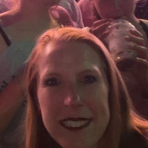 Meet your Posher, Caroline